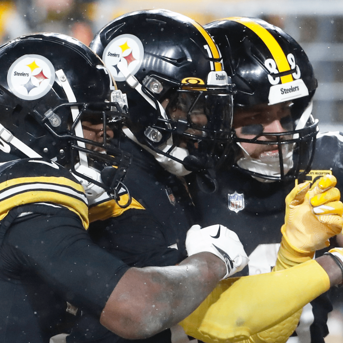 Steelers beat Browns 28-14 but miss out on playoffs - Seattle Sports