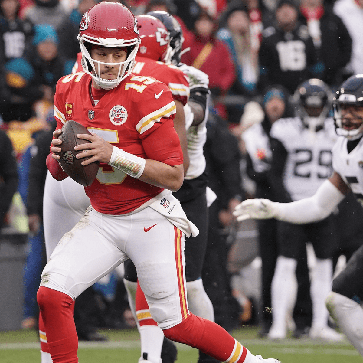 Mahomes and Reid talk Bengals and ankles ahead of AFC title game