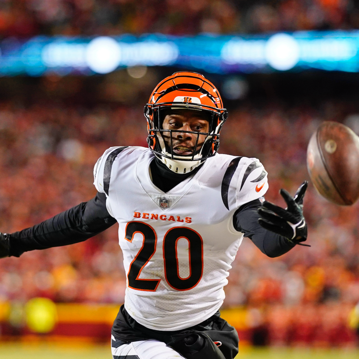 Cincinnati Bengals CB Eli Apple: Does his play back up the talk?, NFL  News, Rankings and Statistics