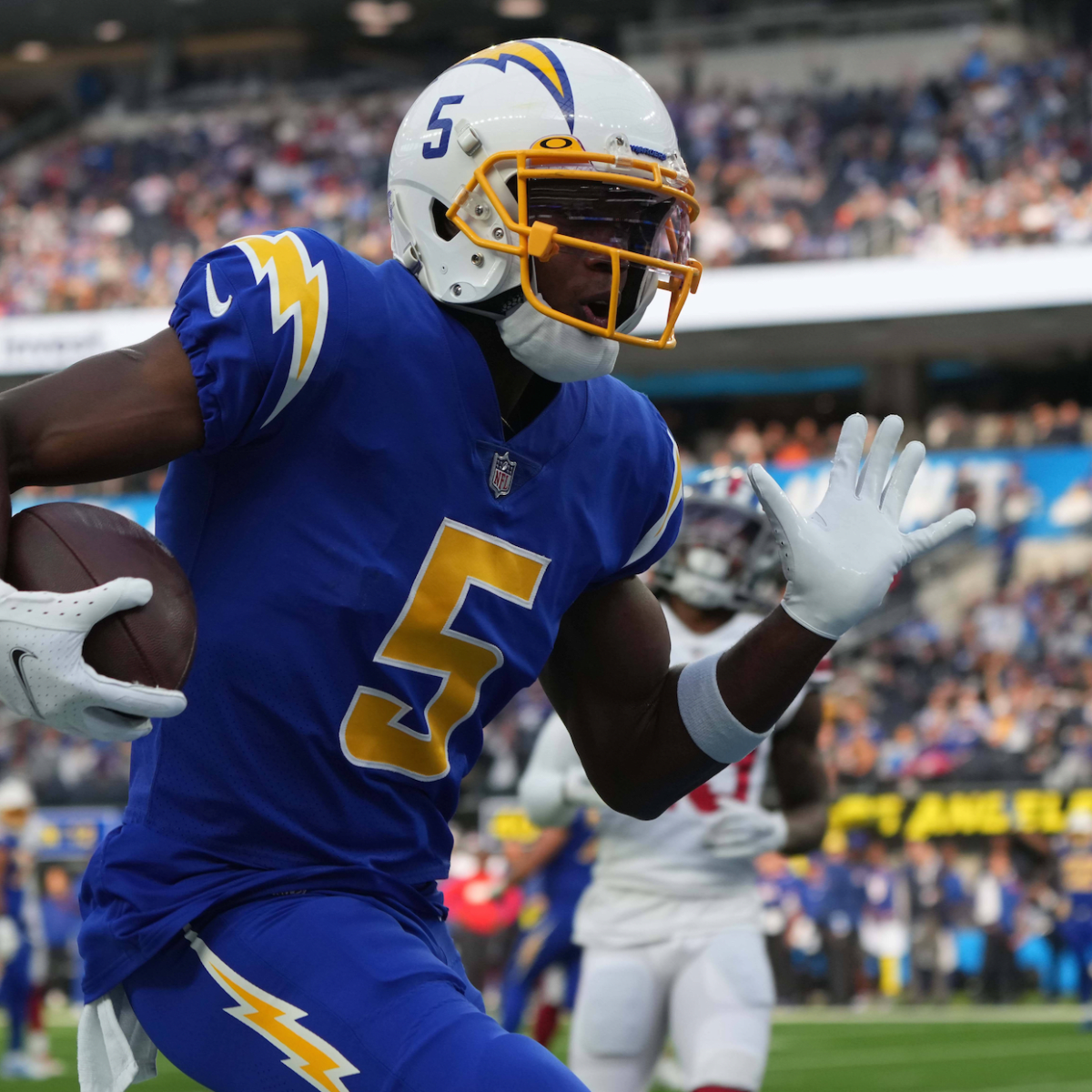 Former Vols WR Josh Palmer made an insane one-handed catch during Chargers  training camp - A to Z Sports