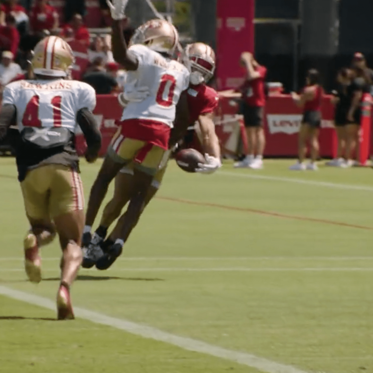 49ers' Jauan Jennings showcases incredible concentration on great