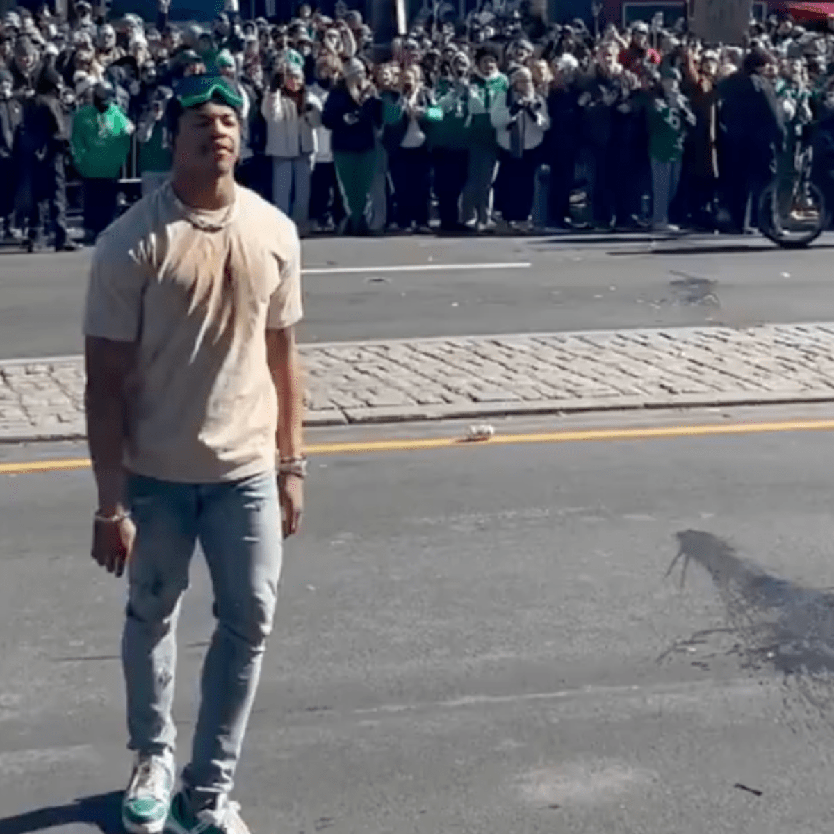 Eagles DE Nolan Smith confirms suspicion that he had way too much fun at Super Bowl LIX parade