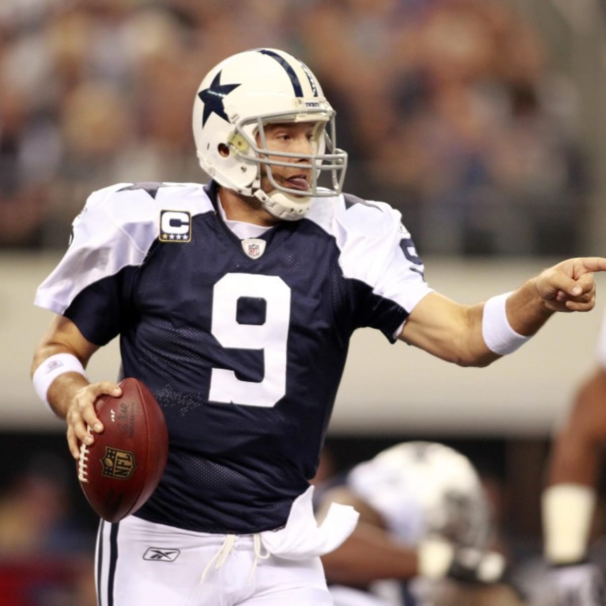 Dallas Cowboys Alternate Helmets Are Making Their Return in 2022