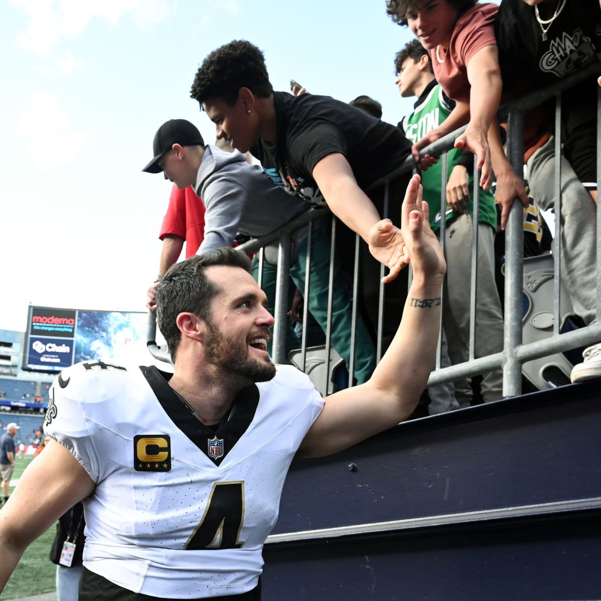 Derek carr store college jersey
