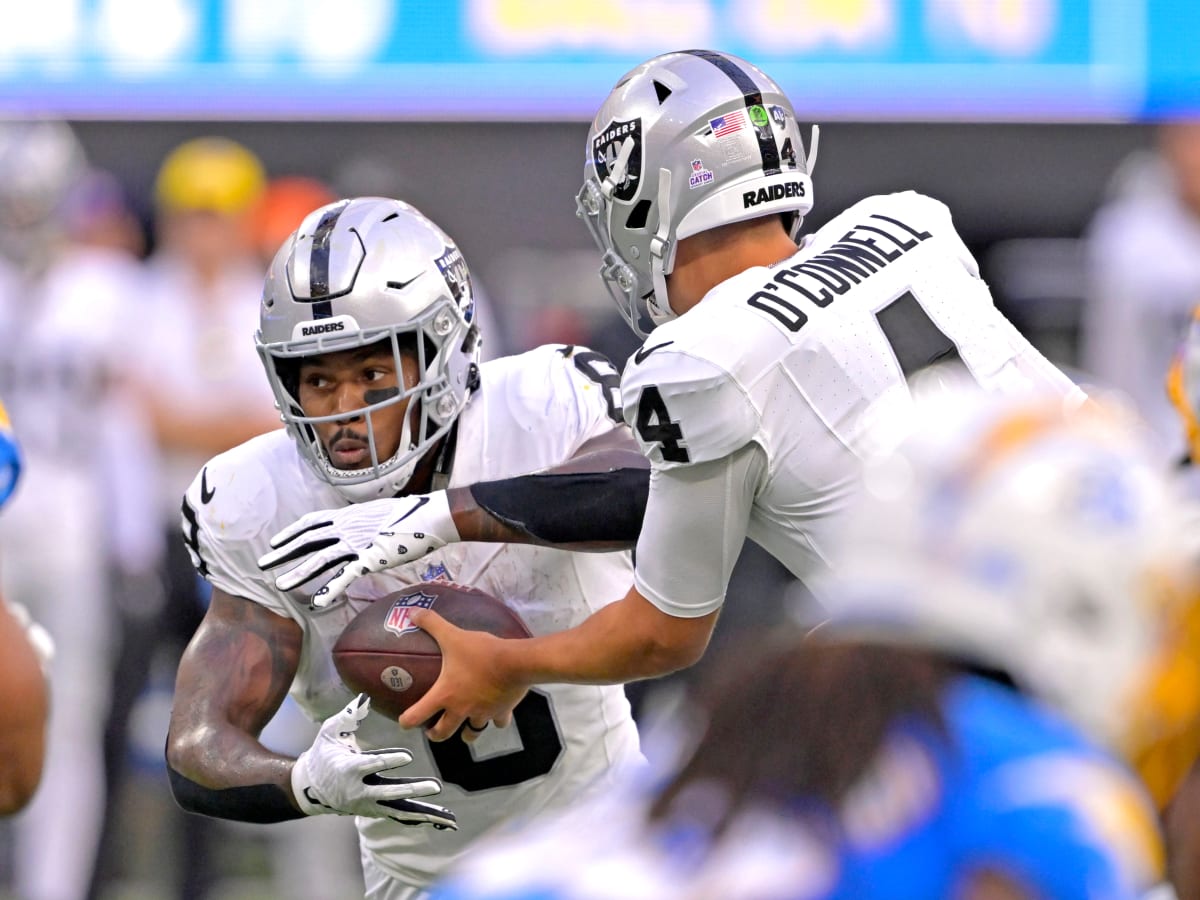 Josh Jacobs has high praise to Raiders' rookie Aidan O'Connell - A to Z  Sports