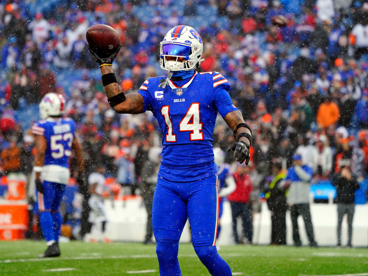 Buffalo Bills restructure Stefon Diggs contract