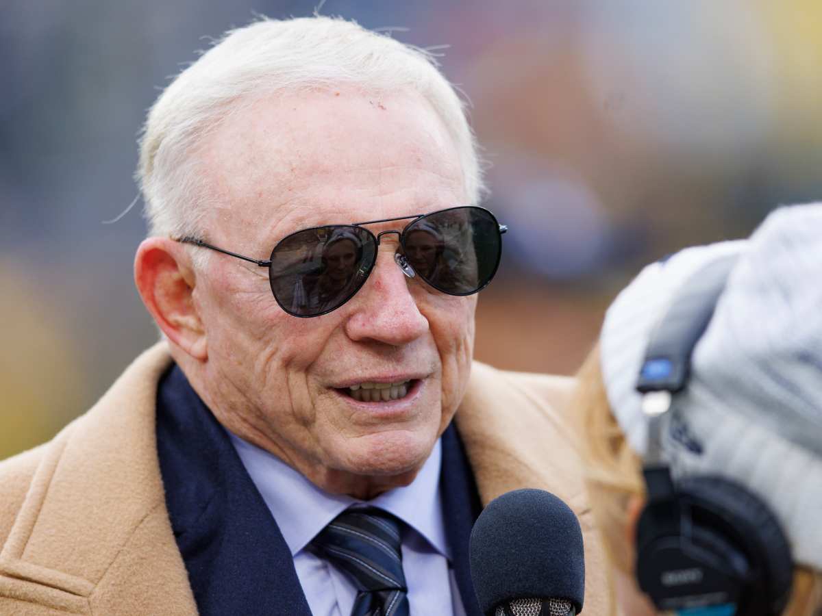 Dallas Cowboys' head coaching search could get a surprise twist with latest NFL news