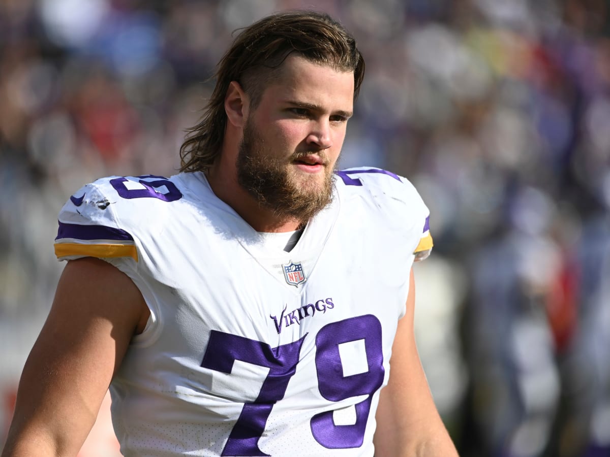 The Lions should sign former Viking Kenny Willekes after tryout - A to Z  Sports