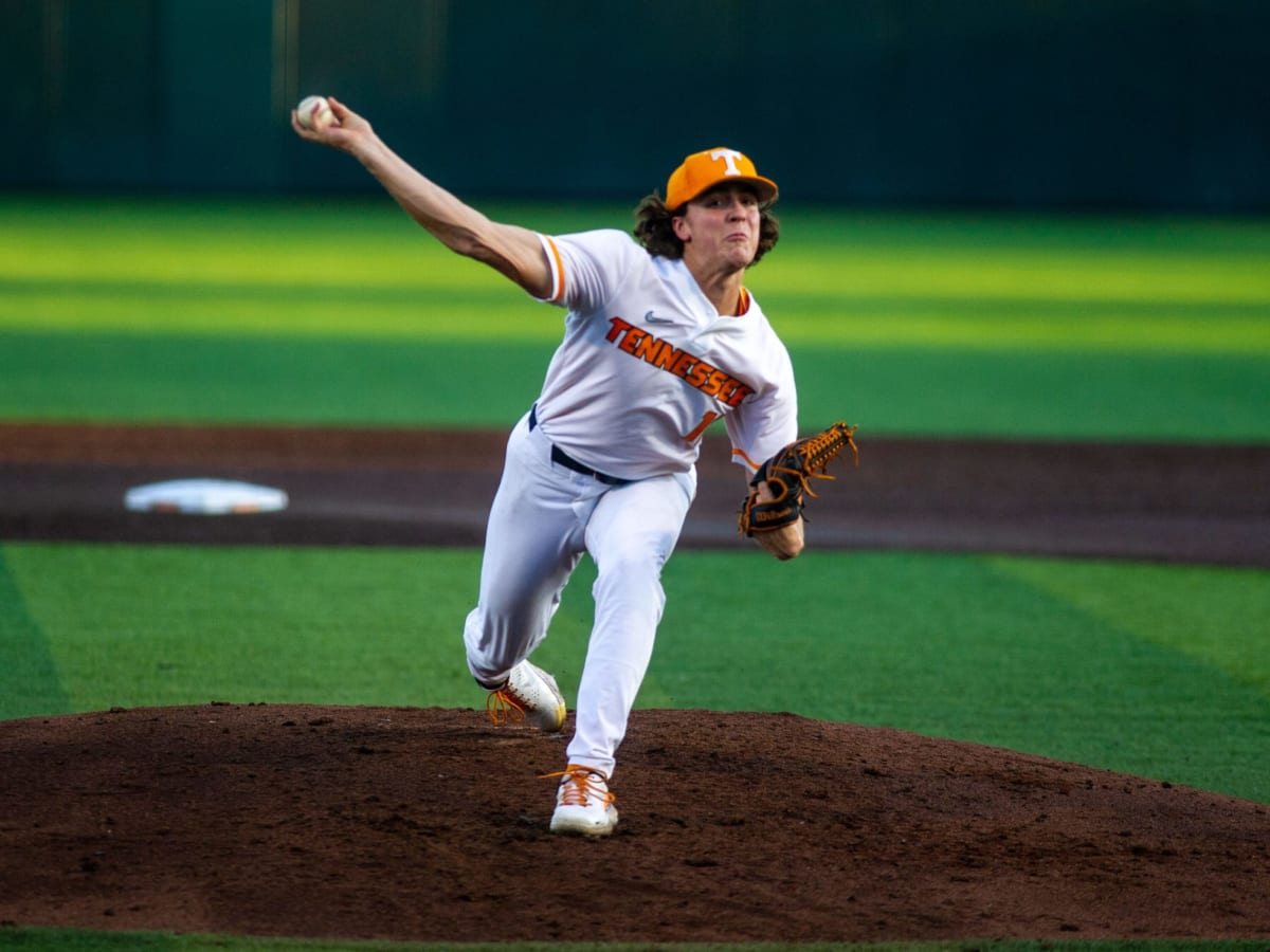 Men's Nike Tennessee Orange Tennessee Volunteers Vapor Untouchable Elite  Replica Full-Button Baseball Jersey