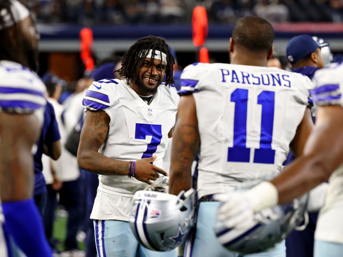 Dak Prescott of the Dallas Cowboys celebrates a 41-21 over the