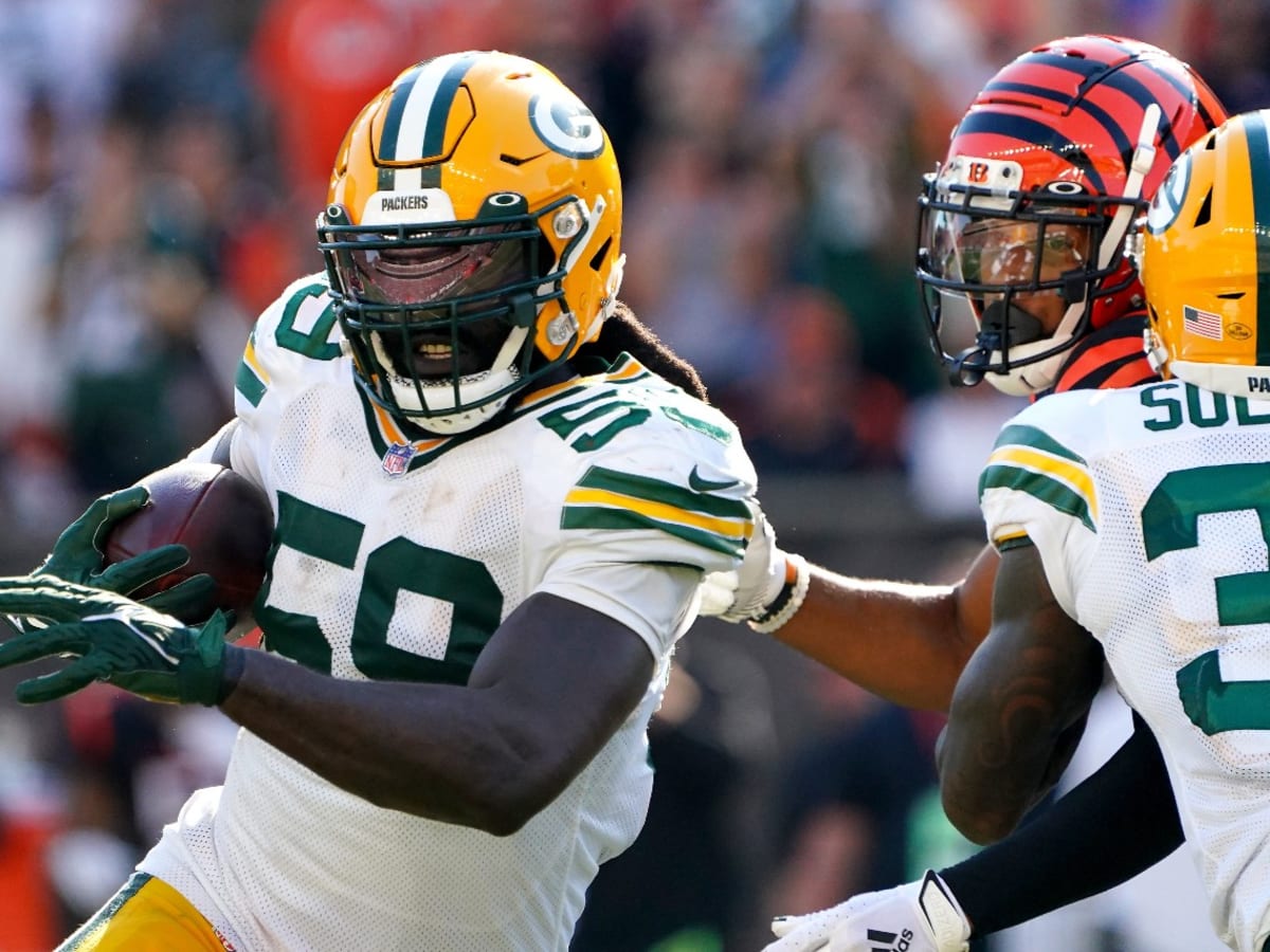 Another contract restructure, Packers rework De'Vondre Campbell's deal