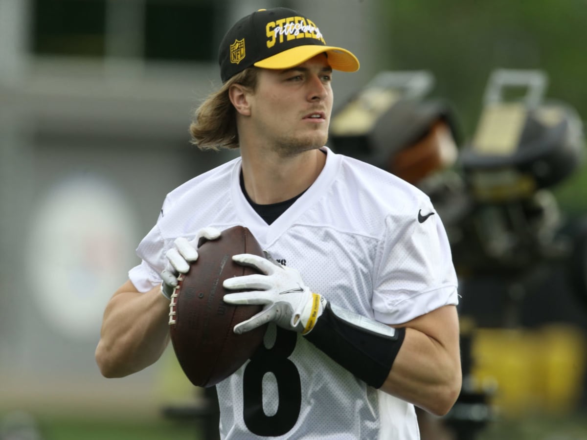 Analyst: Steelers shouldn't start Kenny Pickett until after