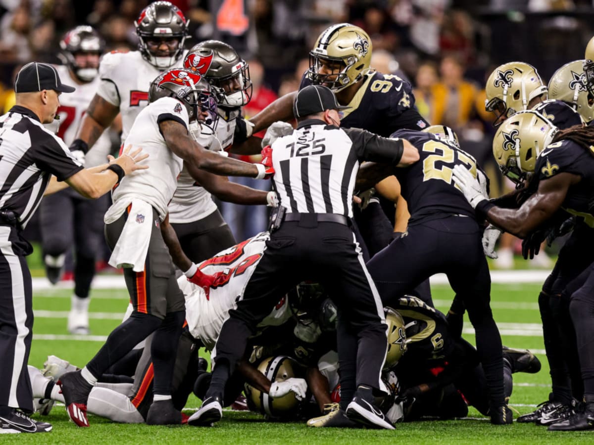 Bucs WR Mike Evans suspended one game for brawl with Marshon Lattimore