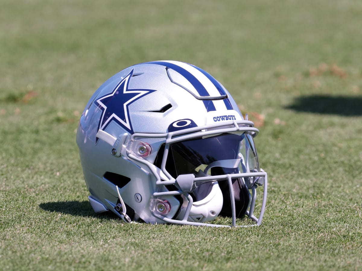 Cowboys to incorporate blue jerseys more, hint at another variation