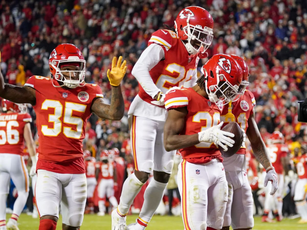 Pro Football Focus names the 3 best players on the Chiefs' roster - A