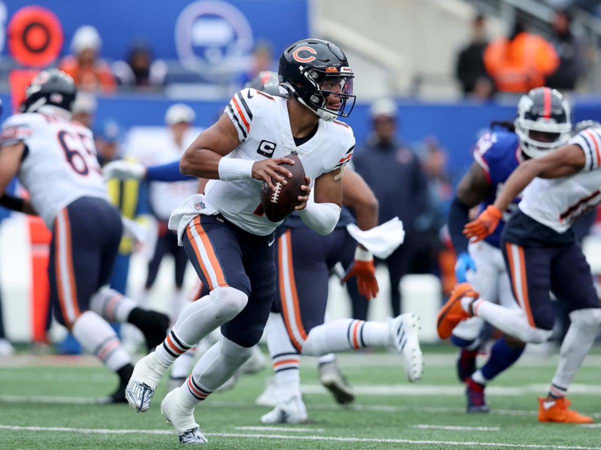 Justin Fields Isn't Looking Like An Answer For Bears' Future At