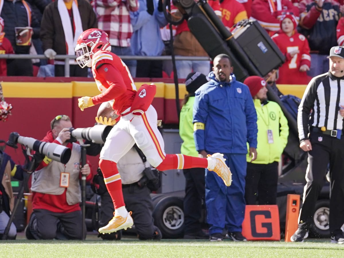 Kansas City Chiefs mascot seriously injured during practice at