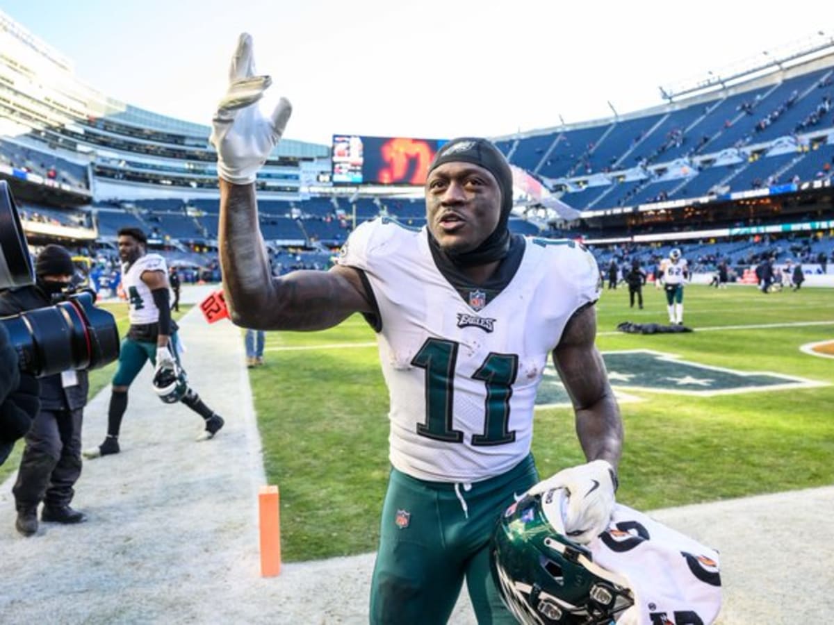 WR A.J. Brown sets Philadelphia Eagles receiving record in debut