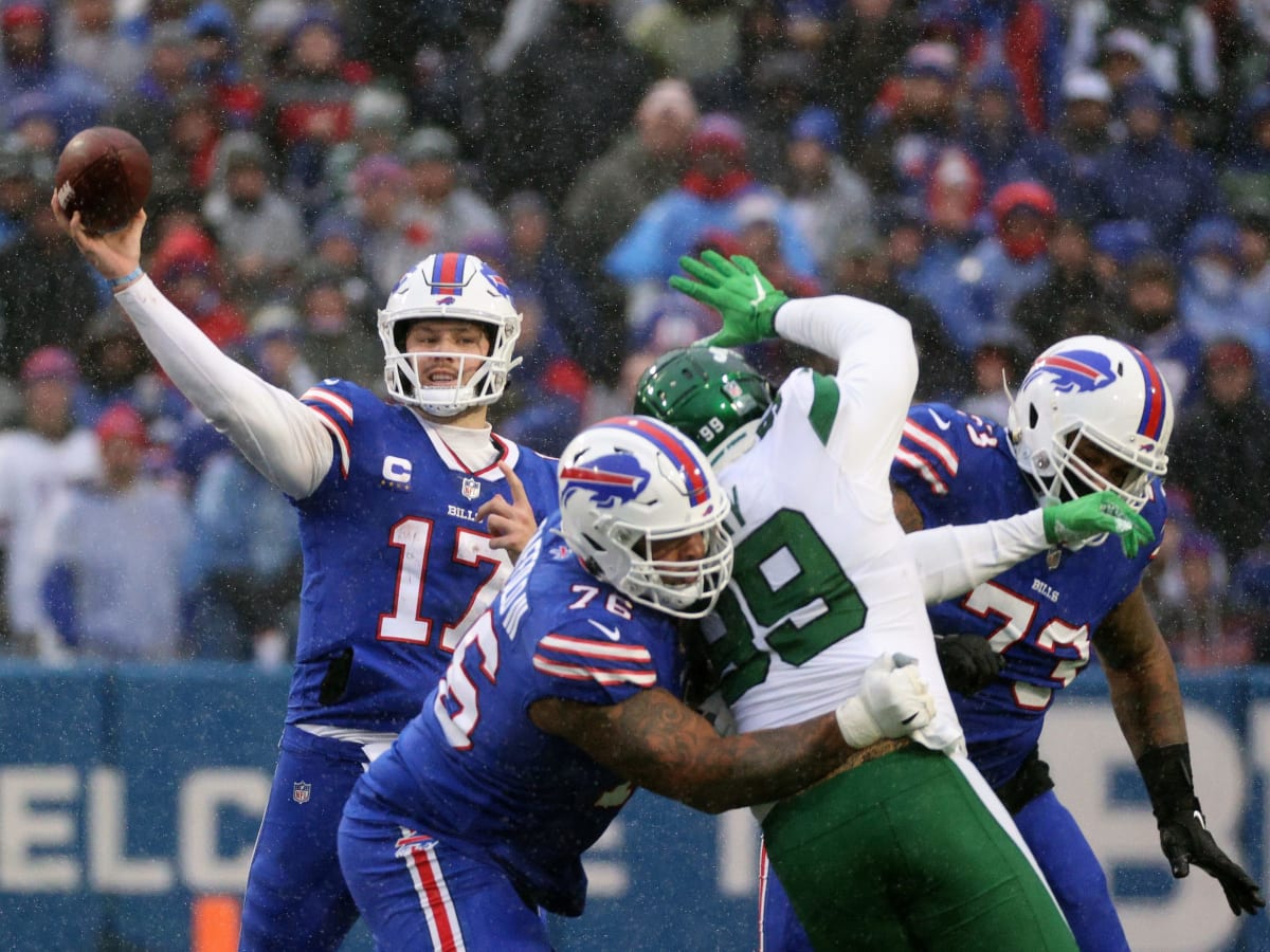 NFL on X: The @BuffaloBills are AFC East champs for the third straight  season 