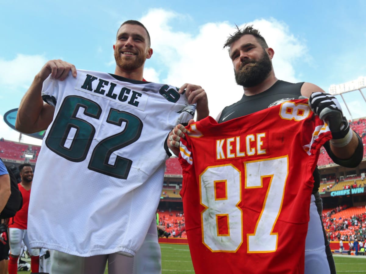 Brotherly Love? Eagles' Jason Kelce to battle brother Travis in epic Super  Bowl showdown