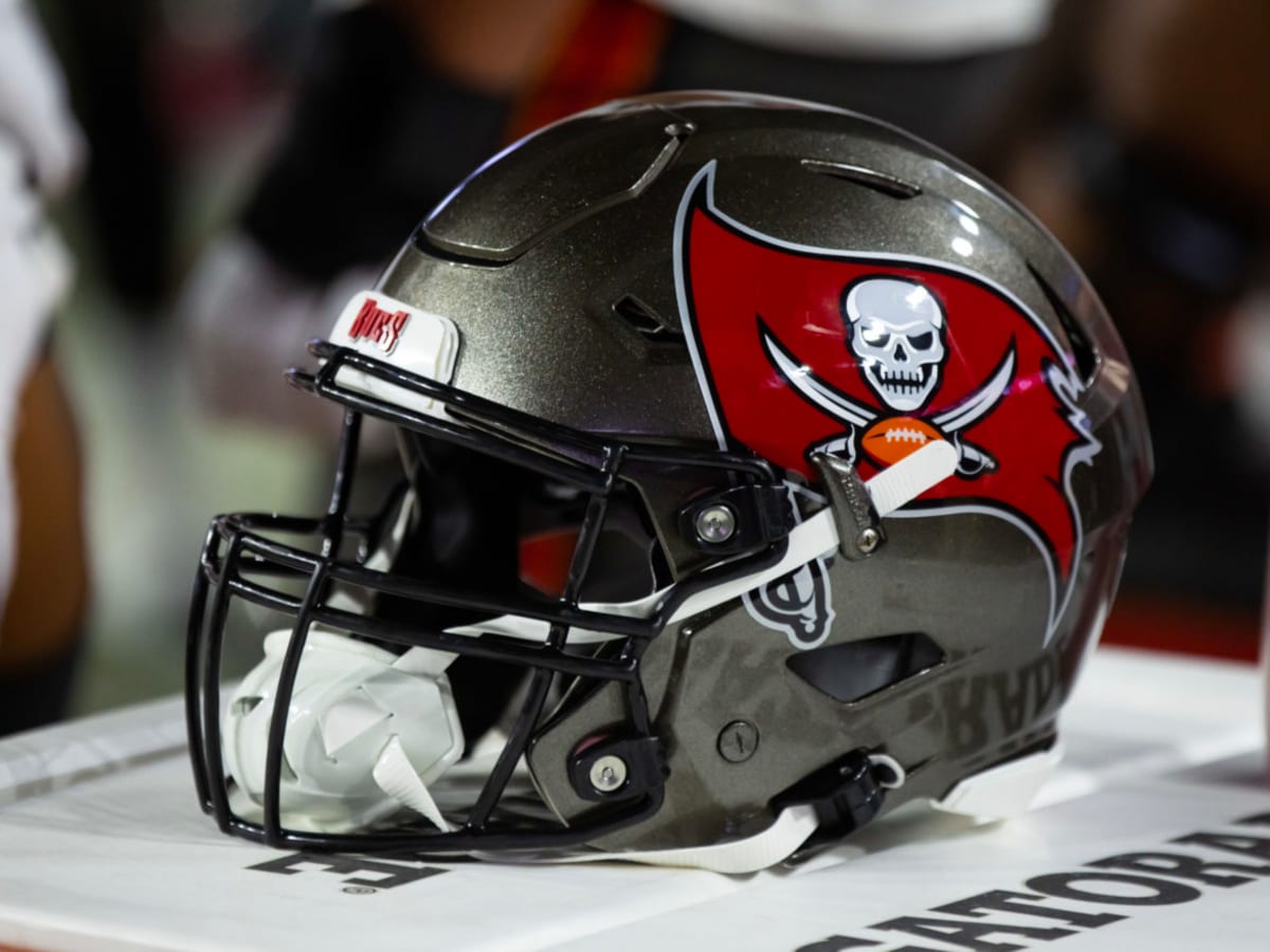 NFL on ESPN - The Tampa Bay Buccaneers are bringing back their original  uniforms. (via Adam Schefter)