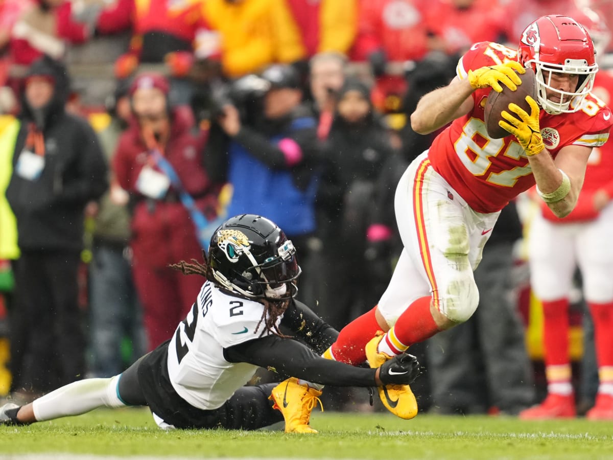 Bengals-Chiefs AFC Championship injury report: Travis Kelce pops