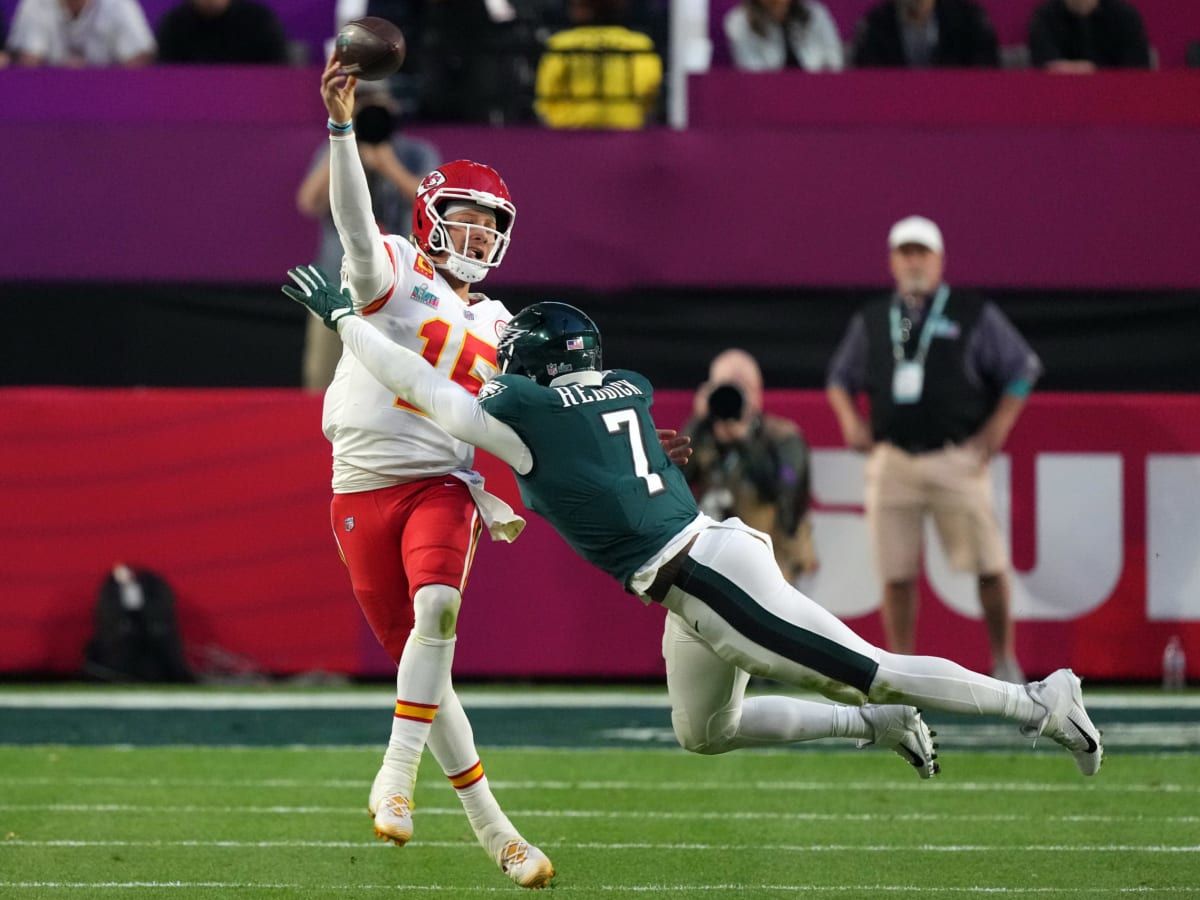 Eagles count on pass rush to harass Mahomes in Super Bowl