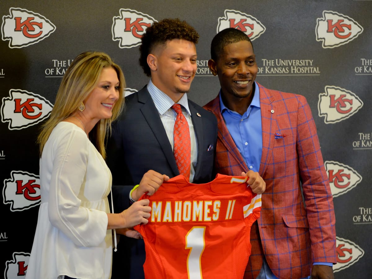 Patrick Mahomes' father took funny shot at Joe Burrow