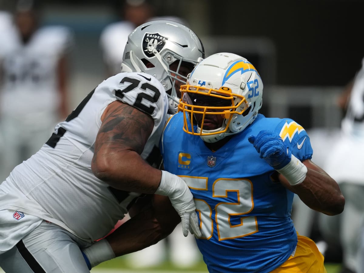 Las Vegas Raiders preseason: Jermaine Eluemunor dedicated to