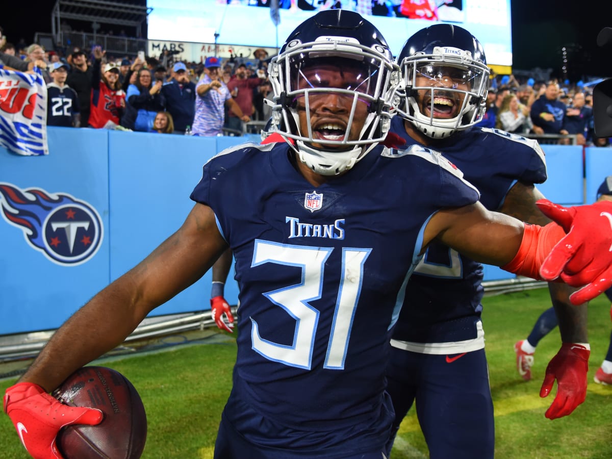 Titans safety addresses salary dispute