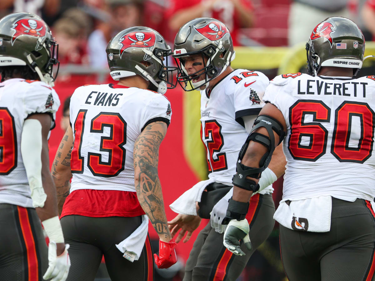 Bucs, wide receiver Mike Evans talking about third contract