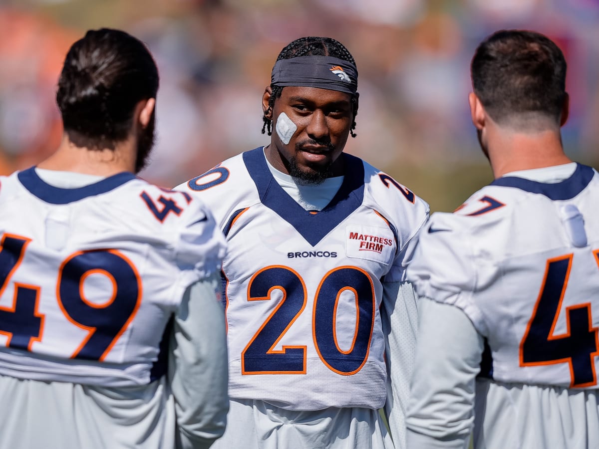 Alex Singleton has proven all the doubters wrong, leads Denver Broncos in  total tackles - Mile High Sports