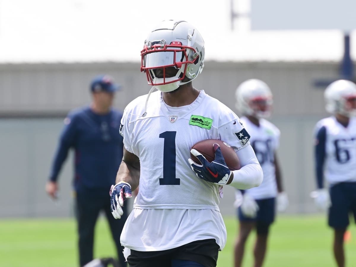 Patriots, WR DeVante Parker Agree to Three-Year Contract, per Report