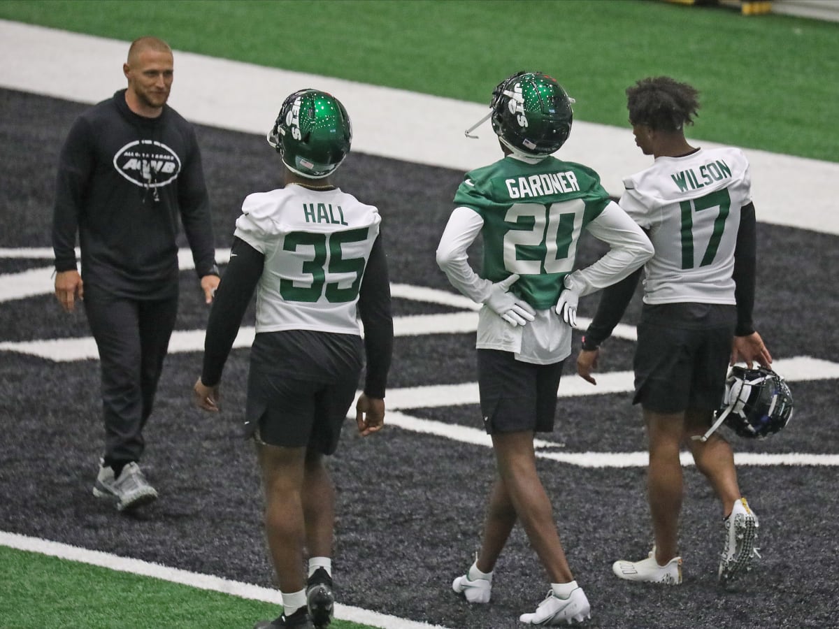 Jets WR Look Ahead  Garrett Wilson Gives Green & White a Go-To Guy