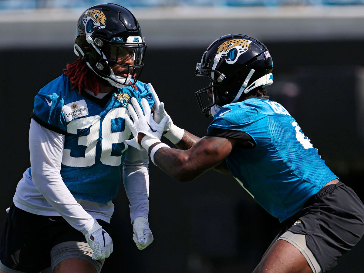 Doug Pederson says Jaguars will look to add running back