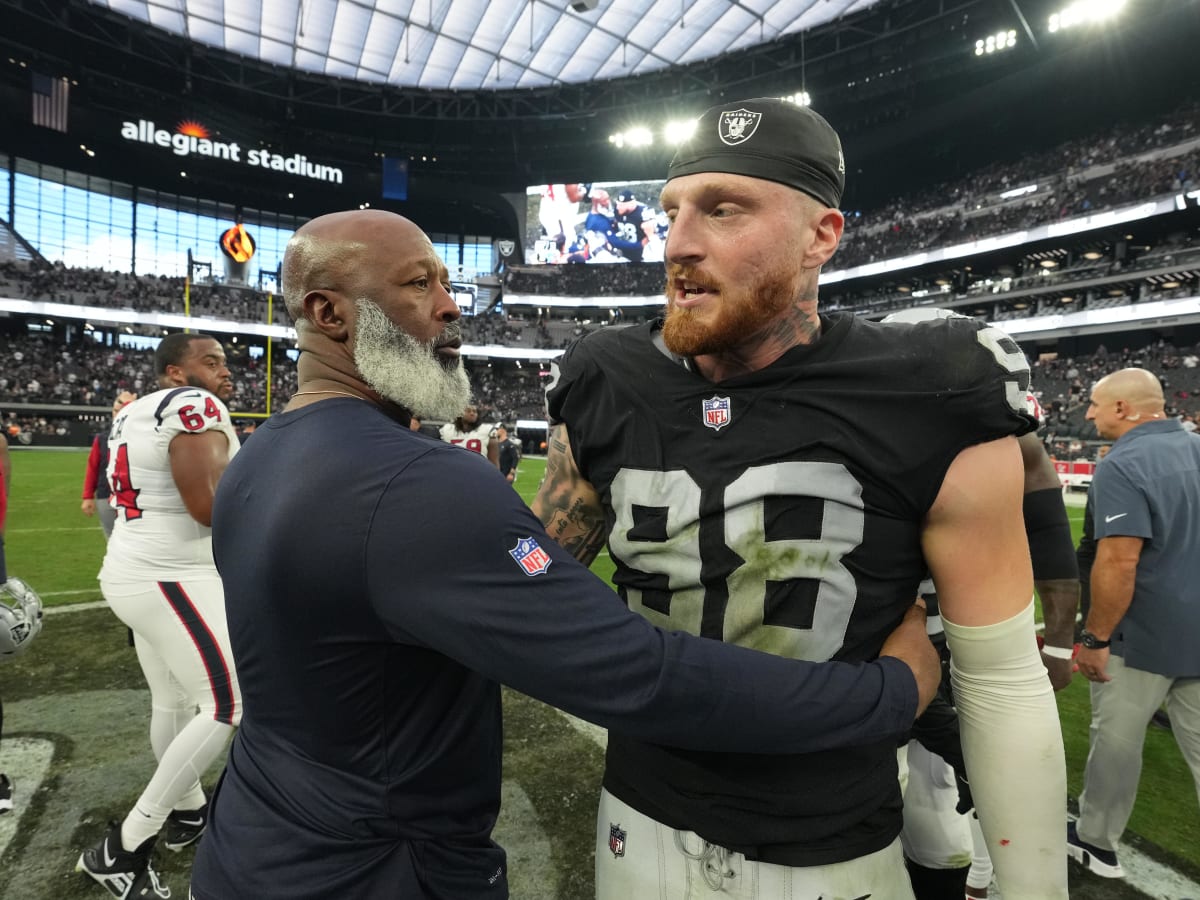 Las Vegas Raiders defensive end Maxx Crosby (98) during the first