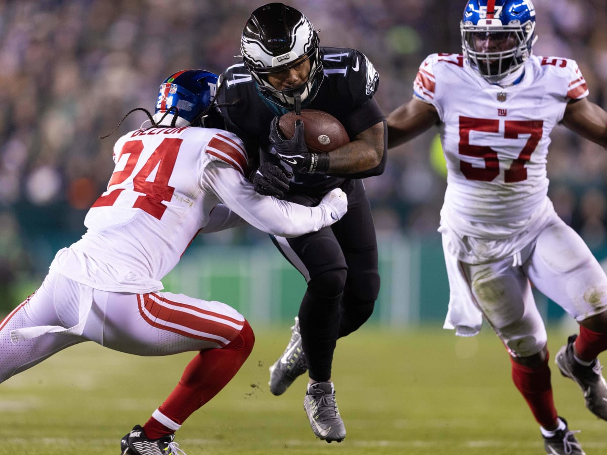 New York Giants safety Dane Belton (24) defends against the