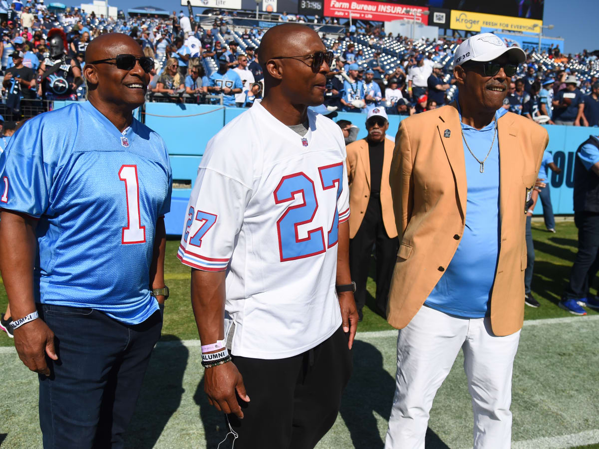 Tennessee Titans Unveil Controversial Houston Oilers Throwback Uniforms