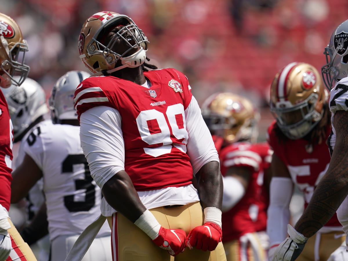 49ers' Steve Wilks lauds Arik Armstead's versatility, front