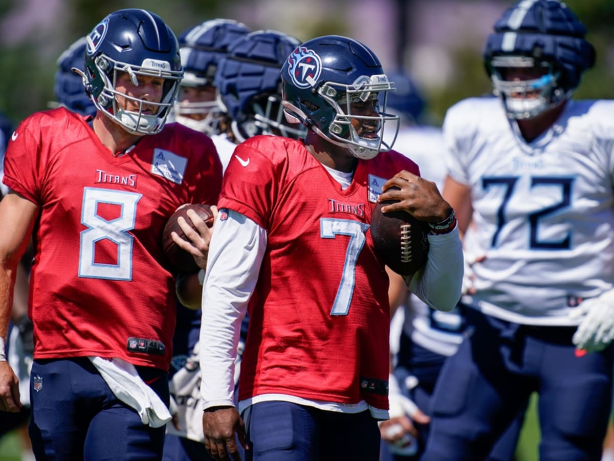 Mason Kinsey inserted as Tennessee Titans QB in preseason vs. Vikings