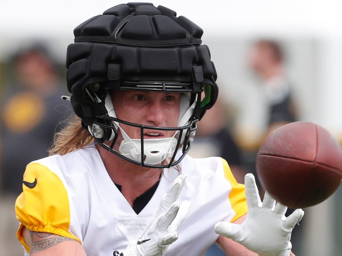 Pittsburgh Steelers wide receiver Gunner Olszewski (89) catches a pass  during the first half of an NFL preseason football game against the Atlanta  Falcons, Thursday, Aug. 24, 2023, in Atlanta. The Pittsburgh