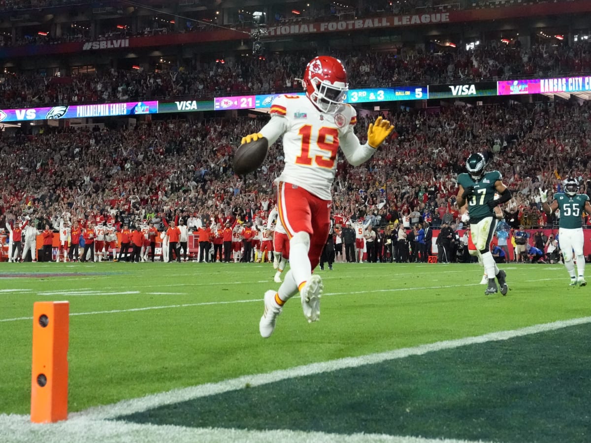 KC Chiefs WR Kadarius Toney Progressing Well for Potential Week 1 Return -  Sports Illustrated Kansas City Chiefs News, Analysis and More