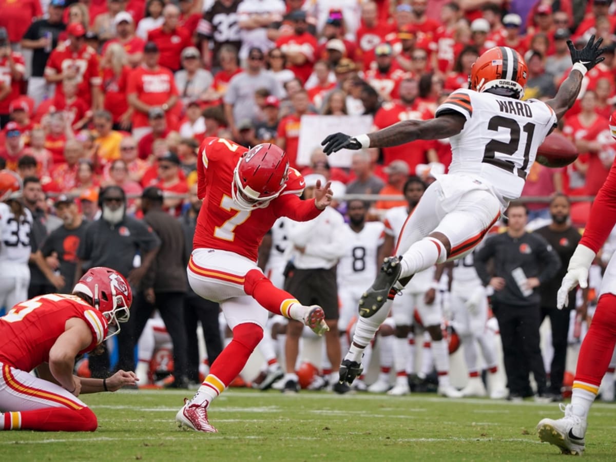 Kansas City Chiefs defeat Cleveland Browns