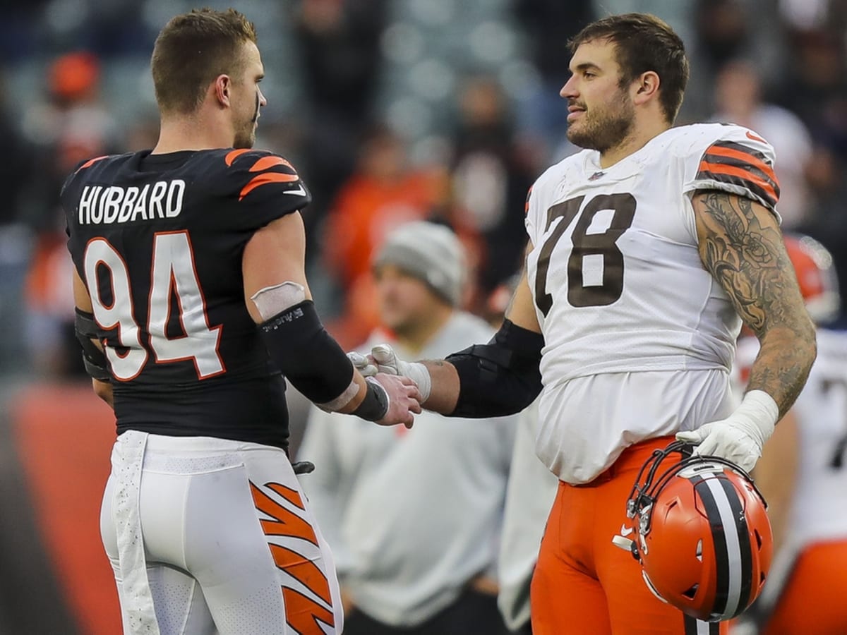 Browns tackle Conklin not starting against Bengals – KGET 17