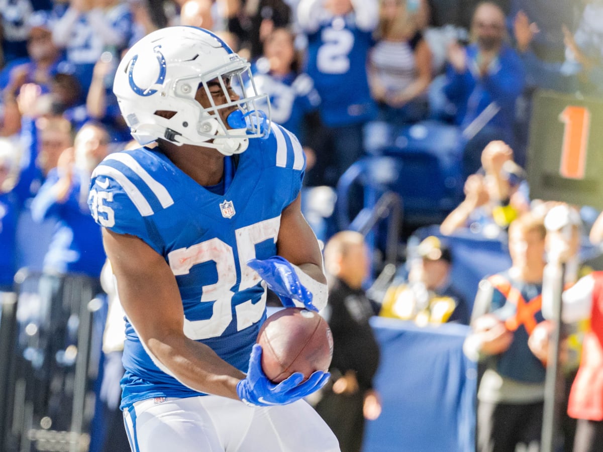 The Indianapolis Colts run game is nonexistent, and that has to