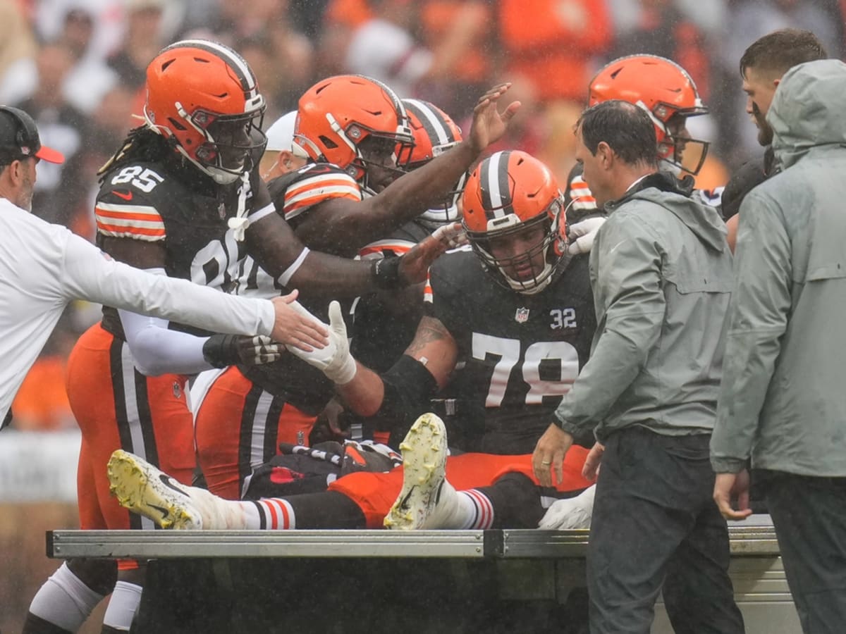 Browns lose starting tackle Jack Conklin for the season after he injures  knee in opener vs Bengals