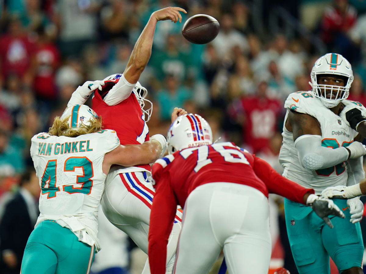 Three stars from Miami Dolphins' 24-17 win over the New England Patriots -  A to Z Sports