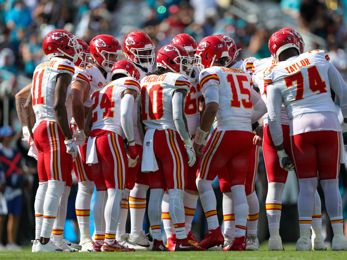 Real Kansas City Chiefs Fans - Andy Reid Why He Took RT Jawaan Taylor Out  Of The Game Today: “Yeah, so listen, I took him out for a couple of plays,  Reid