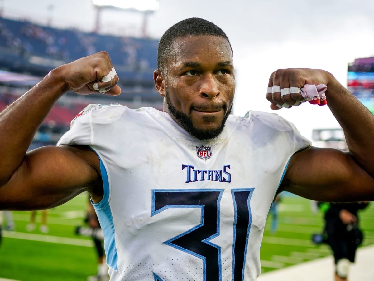 Titans safety Kevin Byard shows support of Oilers throwback uniforms