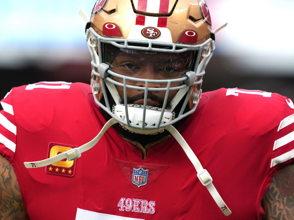 49ers' Trent Williams appears to throw punch on Giants defensive